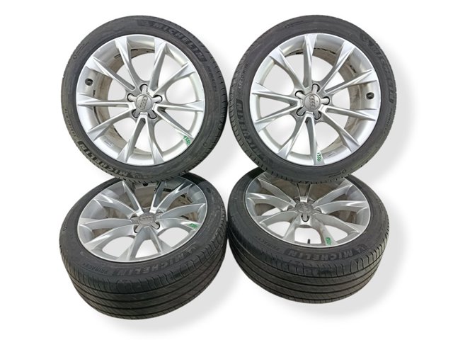 VAG 8T0601025CA Диски колесные литые (легкосплавные, титановые) в наличии Львов