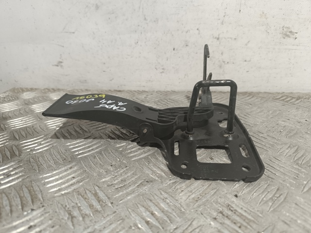 8T0823480 VAG Стояк-крюк замка капота купить в Тернополь