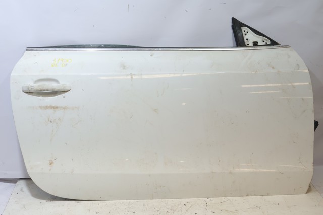VAG 8T0831052C Дверь передняя правая в наличии Львов