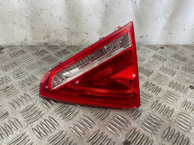 Lanterna traseira direita interior para Audi A5 2.7 TDI cama 8T0945094