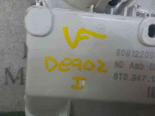 VAG 8T0947140T64 Плафон салона в наличии Ужгород