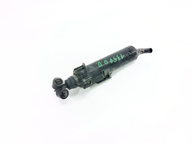 VAG 8T0955102D Форсунка омывателя фары передней правой в наличии Одесса