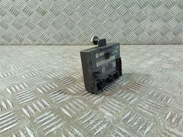 VAG 8T0959792J в наличии Киев