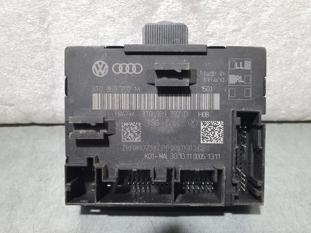8T0959792M Блок комфорта передней двери купить Днепр