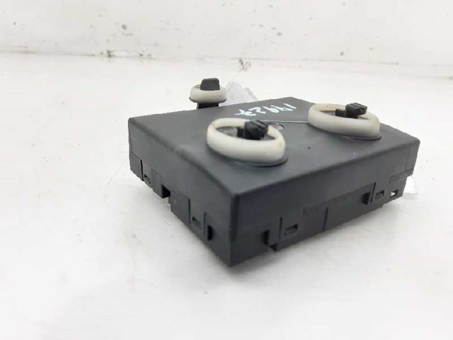 VAG 8T0959792Q в наличии Тернополь