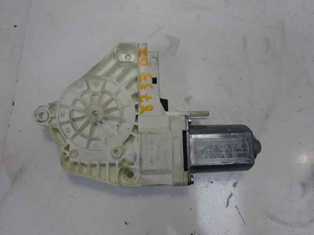 8T0959801A VAG Мотор стеклоподъемника двери передней левой купить в Ирпень