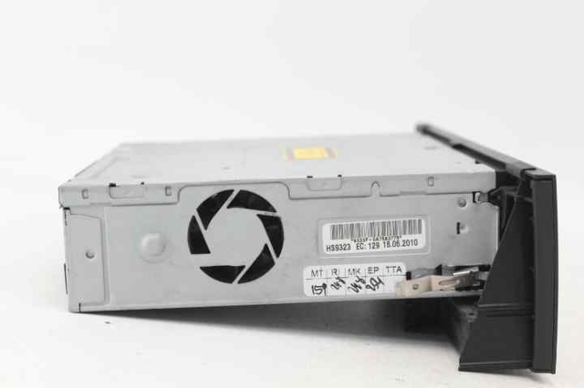 8T1035652F VAG купить в Ужгород