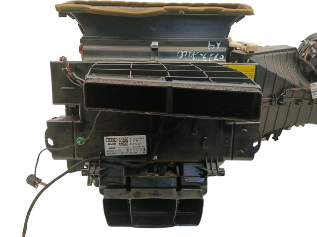 VAG 8T1820005 в наличии Павлоград