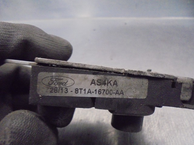 8T1A16700AA FORD Замок капота купить в Киев