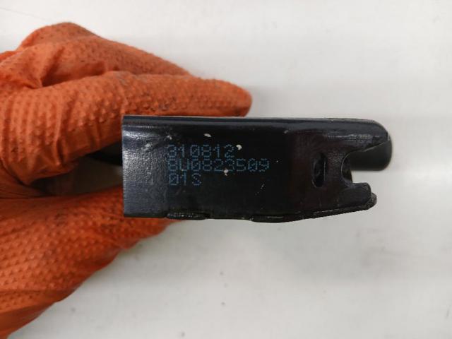 VAG 8U0823509 Замок капота в наличии Николаев