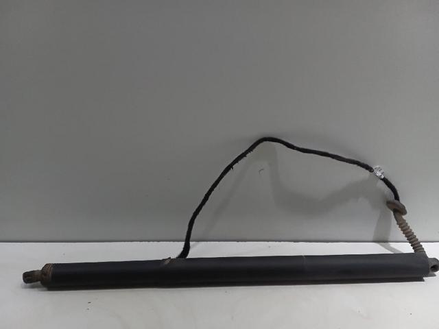 8U0827851A VAG Амортизатор багажника купить в Чернигов