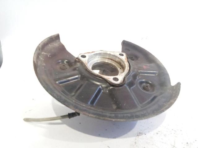 VAG 8V0598625C Передняя ступица в наличии Ужгород