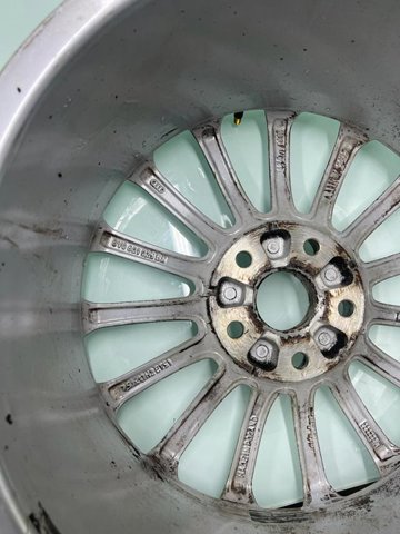 VAG 8V0601025BN Диски колесные литые (легкосплавные, титановые) в наличии Сумы