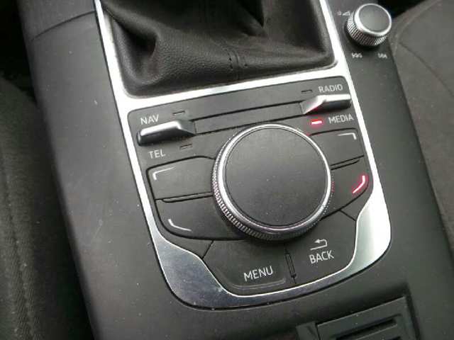 VAG 8V0857974E в наличии Черновцы