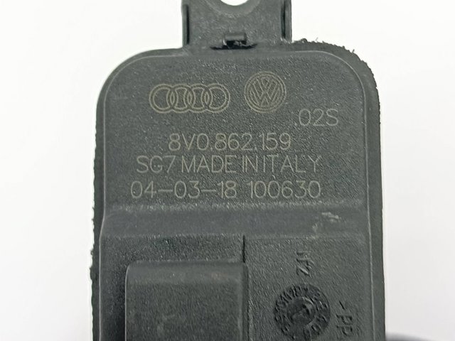 VAG 8V0862159 Мотор-привод открытия лючка бака в наличии Чернигов