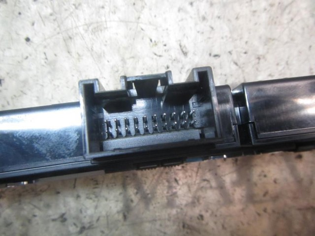 VAG 8V0925301ABNV6 в наличии Хмельницкий