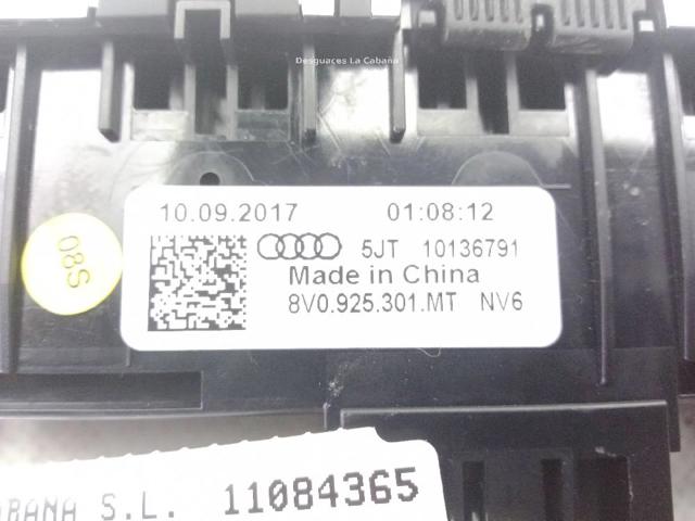 8V0925301MT Блок кнопок центральной консоли купить Ирпень