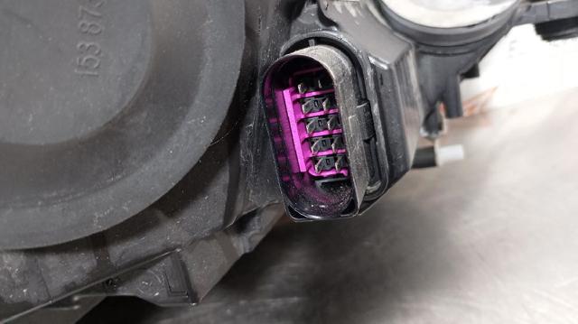 8V0941003 VAG Левая фара купить в Запорожье