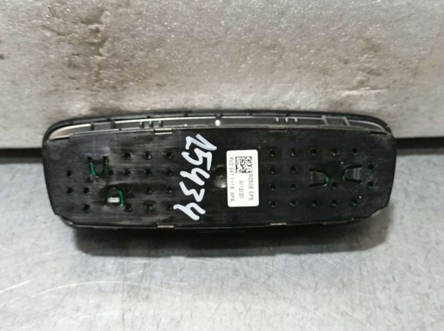 VAG 8V0947111A в наличии Житомир
