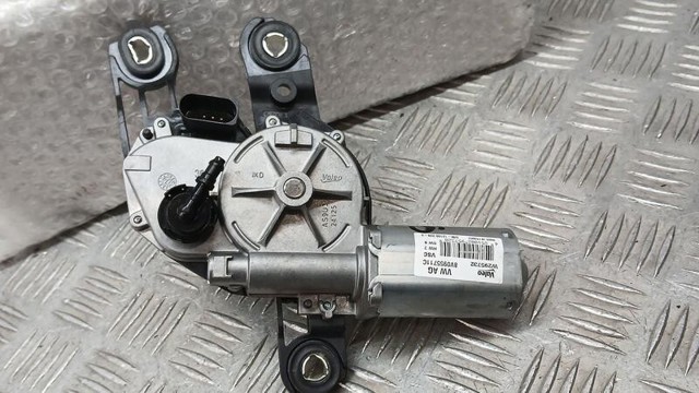 VAG 8V0955711C Моторчик заднего дворника в наличии Полтава