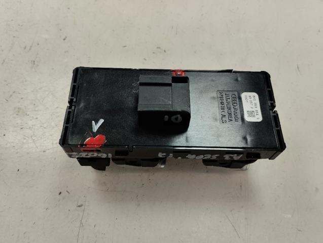 VAG 8V0959851G Кнопка включения мотора стеклоподъемника передняя левая в наличии Одесса