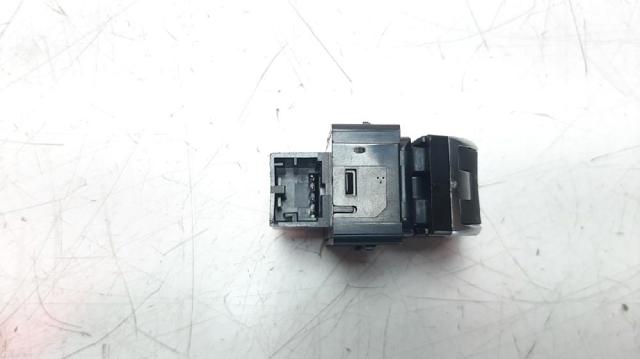 VAG 8V0959855C Кнопка стеклоподъемника передняя в наличии Черкассы