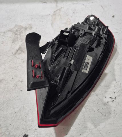 8V3945095C Фонарь задний левый внешний купить Чернигов