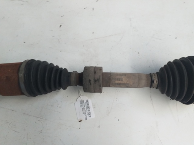 FORD 8V413B436BD Полуось (привод) передняя правая в наличии Житомир