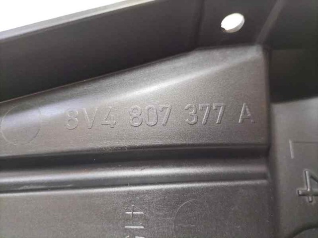 8V4807377A VAG Кронштейн бампера заднего левый купить в Киев