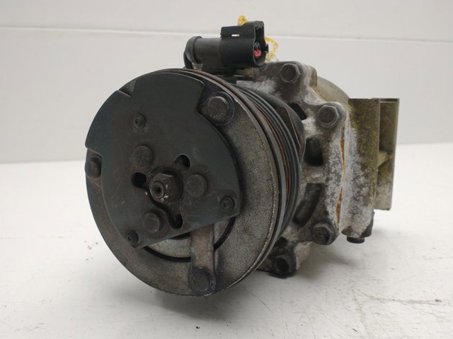 8V5119D629EF Компрессор кондиционера купить Львов