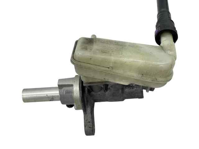 8V512140DB Цилиндр тормозной главный купить Кривой Рог