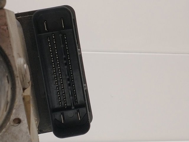 8V512C405AE FORD Блок АБС купить в Винница