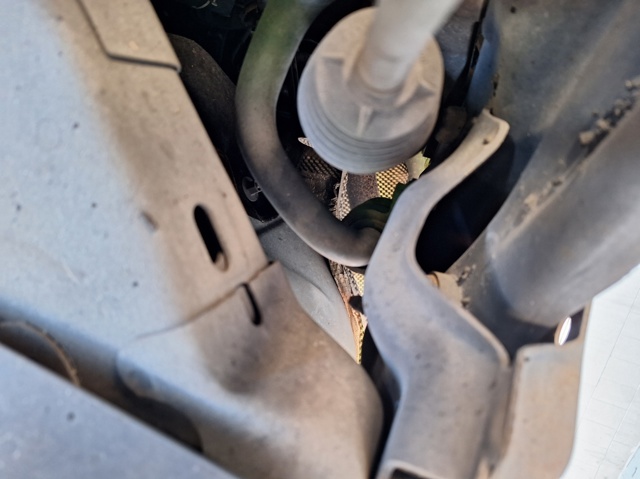 8V513200CL FORD Рулевая рейка купить в Запорожье