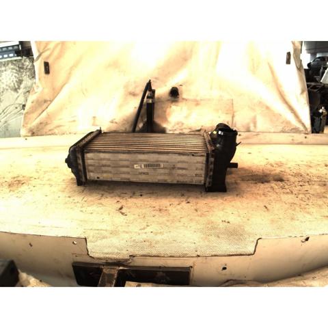 8V619L440CD FORD Радиатор интеркуллера купить в Черкассы
