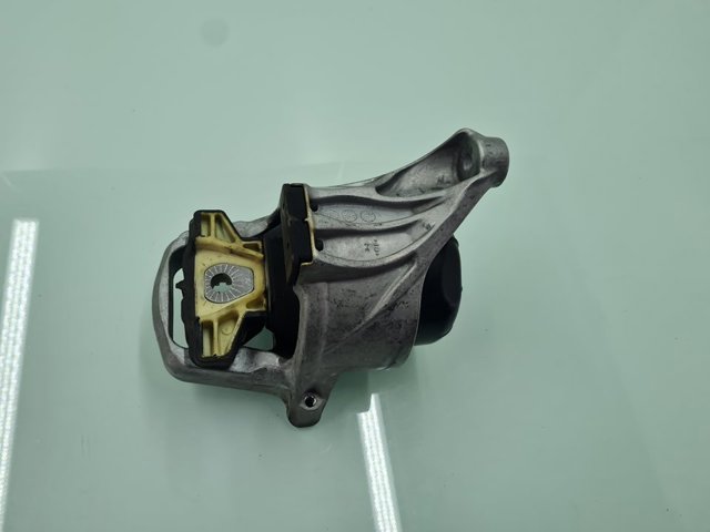 8W0199371CQ VAG Подушка (опора) двигателя левая купить в Полтава