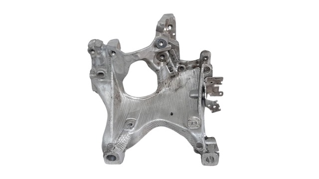 Consola de viga dianteira 8W0399296E VAG/Audi