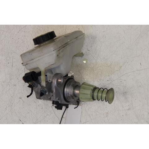 Cilindro mestre do freio Audi A4 8W2, 8WC