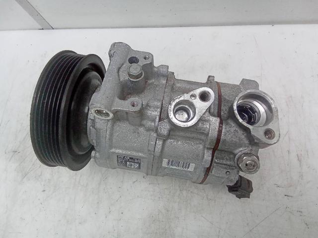 Compressor de aparelho de ar condicionado 8W0816803J VAG