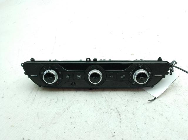 8W0820043P VAG Блок управления режимами отопления/кондиционирования купить в Каменское