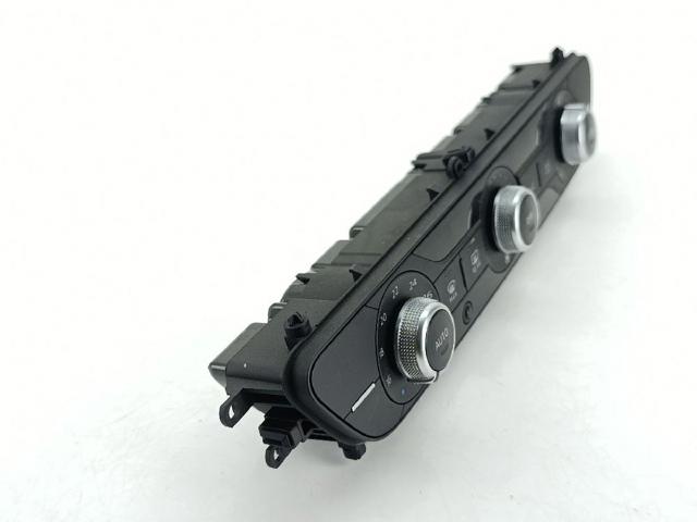 VAG 8W0820043P Блок управления режимами отопления/кондиционирования в наличии Николаев