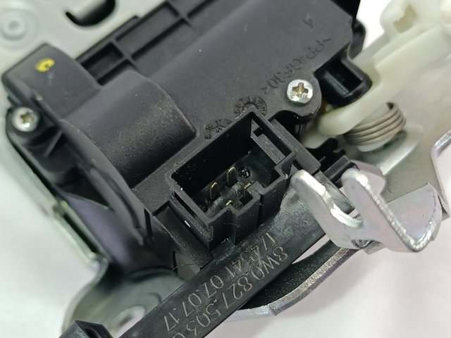 8W082750301S VAG купить в Черновцы
