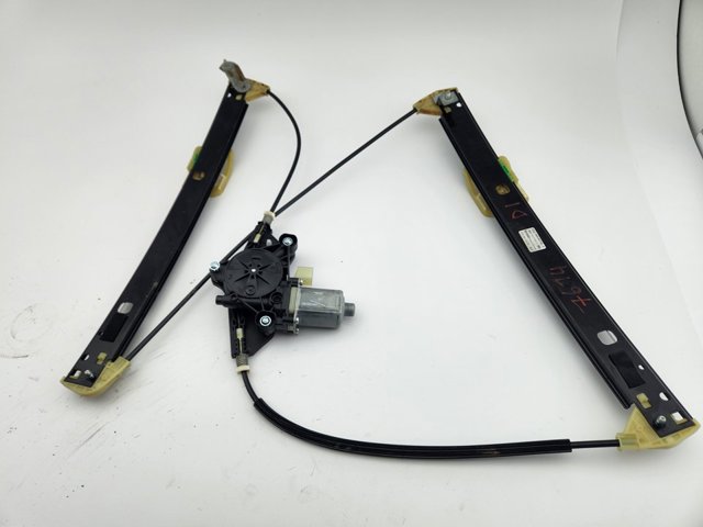 8W0837461A Стеклоподъемник передней левой двери купить Кривой Рог