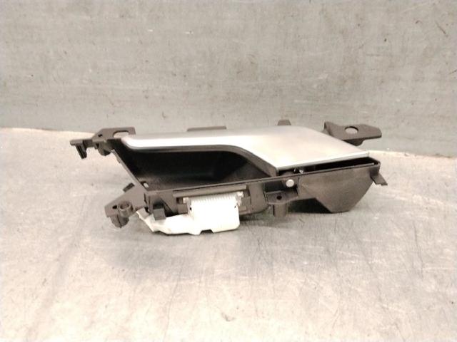 VAG 8W0839019A Ручка двери задней внутренняя левая в наличии Чернигов