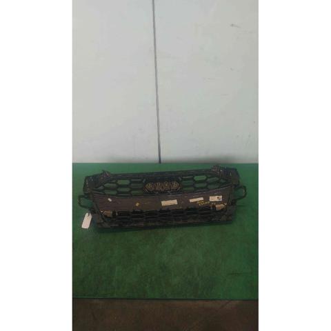 VAG 8W0853651DT Решетка радиатора в наличии Киев