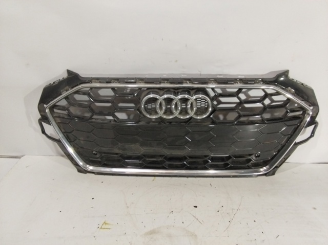 8W0853651EB VAG Решетка радиатора купить в Ирпень