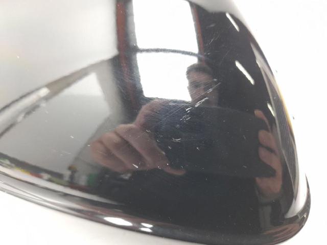 VAG 8W0857528 Накладка (крышка) зеркала заднего вида правая в наличии Каменское