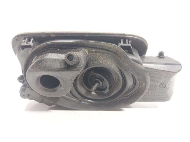 8W8809907 VAG Лючок бензобака (топливного бака) купить в Украина
