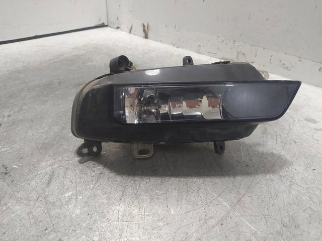 VAG 8XA941700 Фара противотуманная правая в наличии Кривой Рог