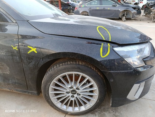 Pára-lama dianteiro direito Audi A3 8YA, 8YF