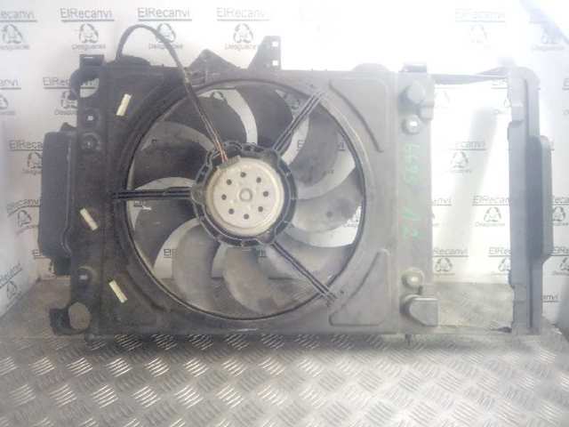 Difusor do radiador de esfriamento 8Z0121207B VAG